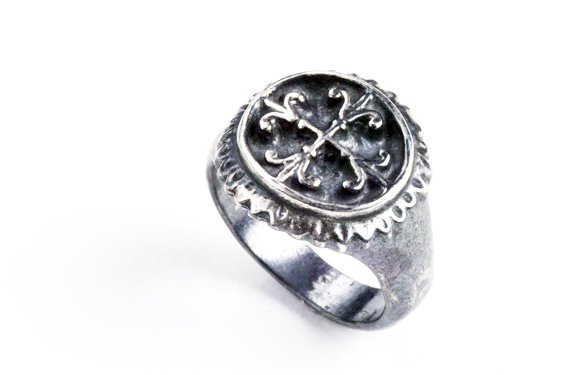 Style RCAPT Silver Top View